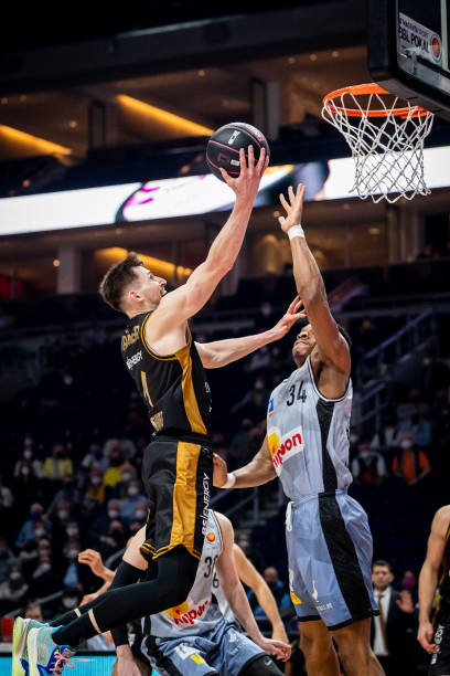 的增长与飞 的增长与飞