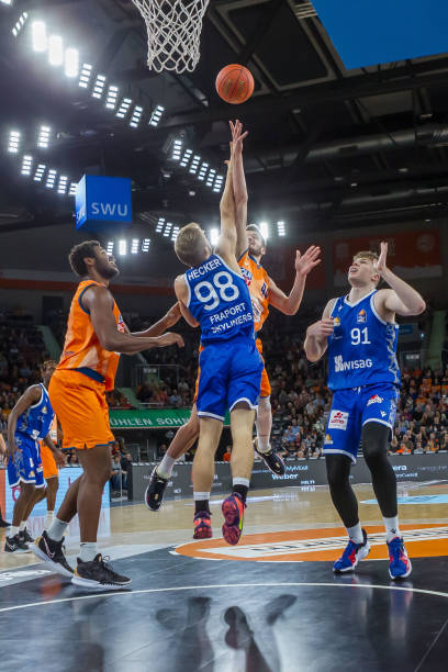 防不胜防 防不胜防